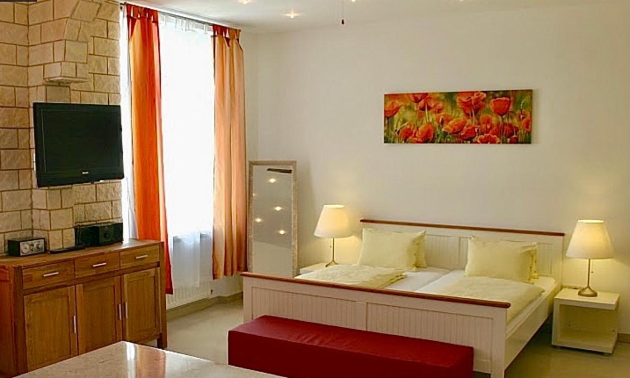 Suite Apartment Jedlesee Відень Екстер'єр фото
